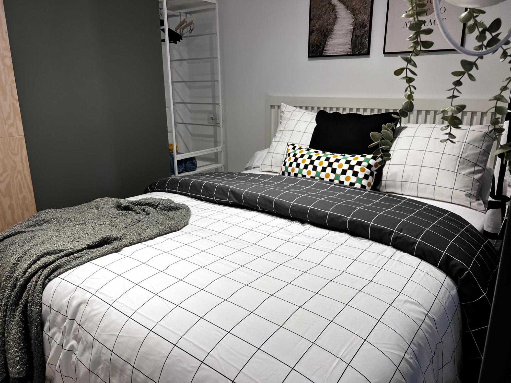 Sg Apartamentos, Silio 4B At 47-79 Valladolid Eksteriør billede